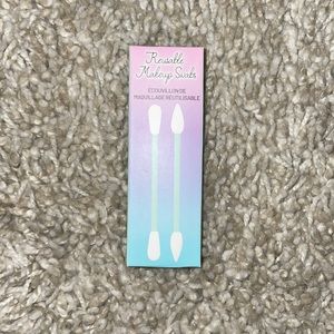 Aria Beauty - Reusable Makeup Swabs